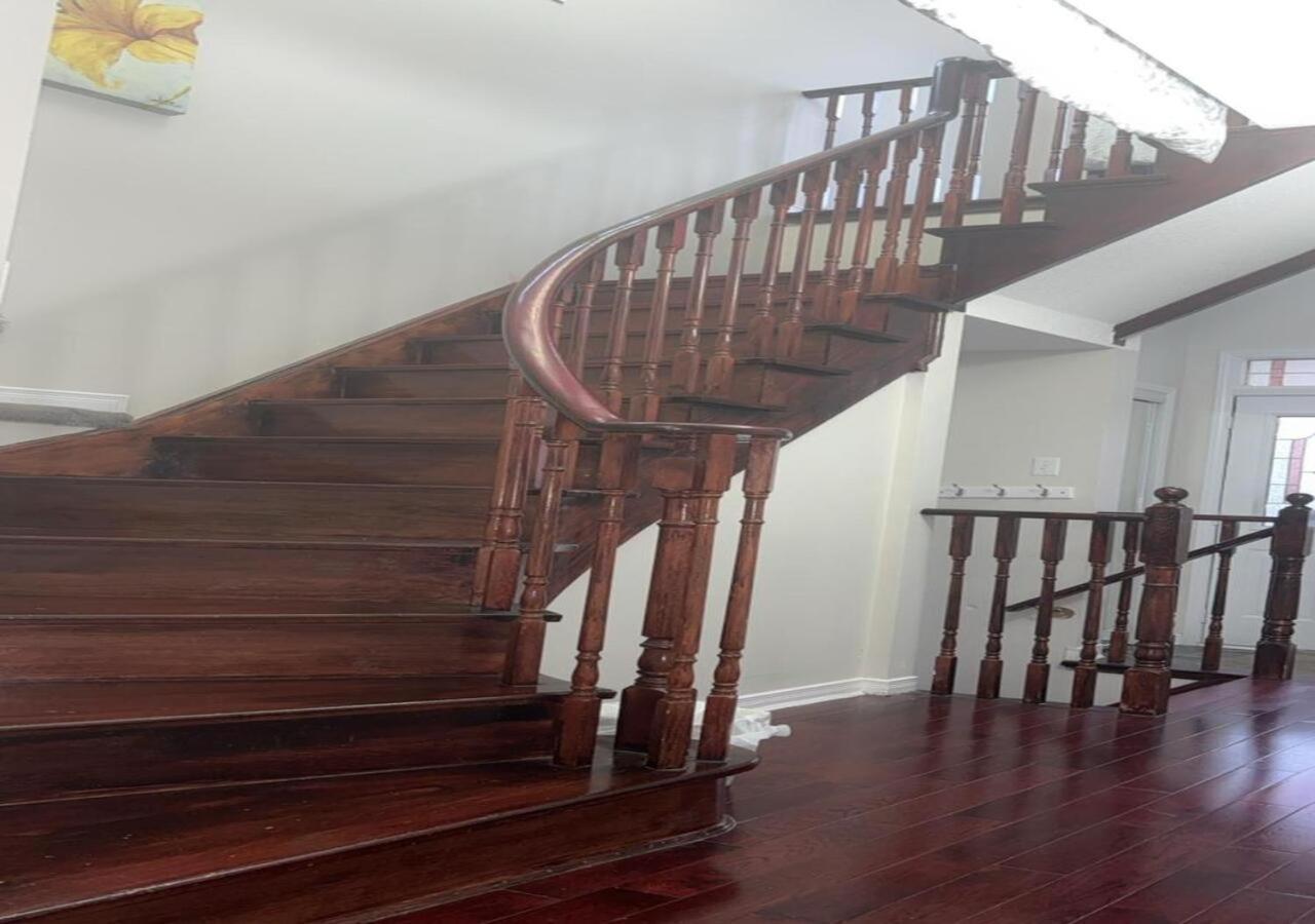Beautiful Private Room Near Toronto Pearson Airport Brampton Buitenkant foto